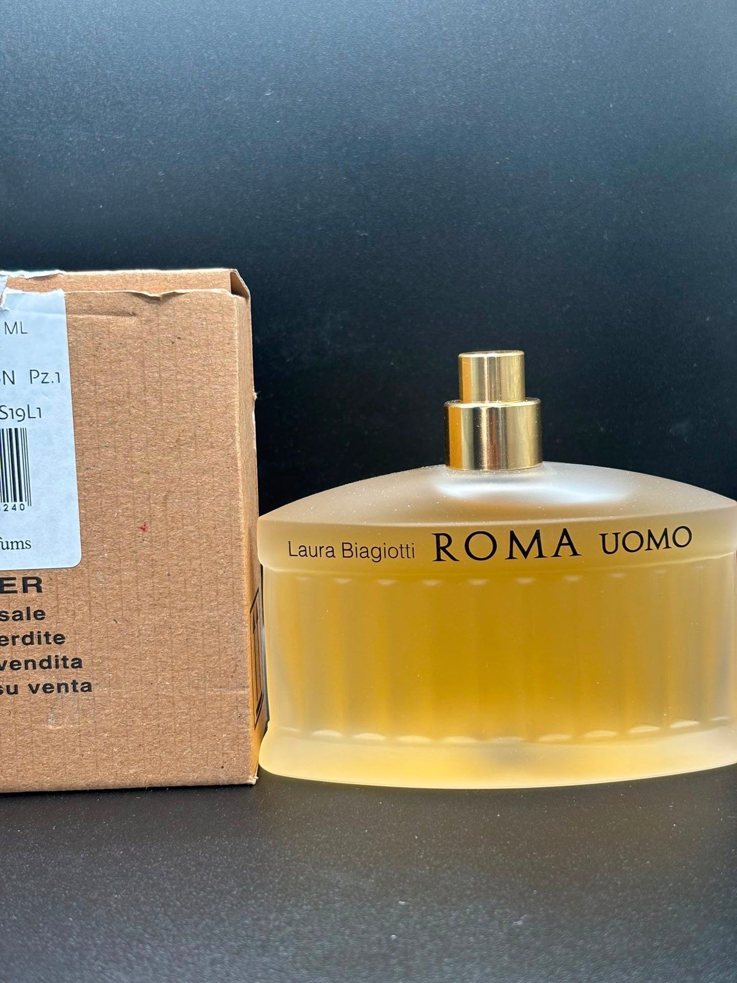 Laura Biagiotti Roma Uomo Eau de Toilette 125ml white box